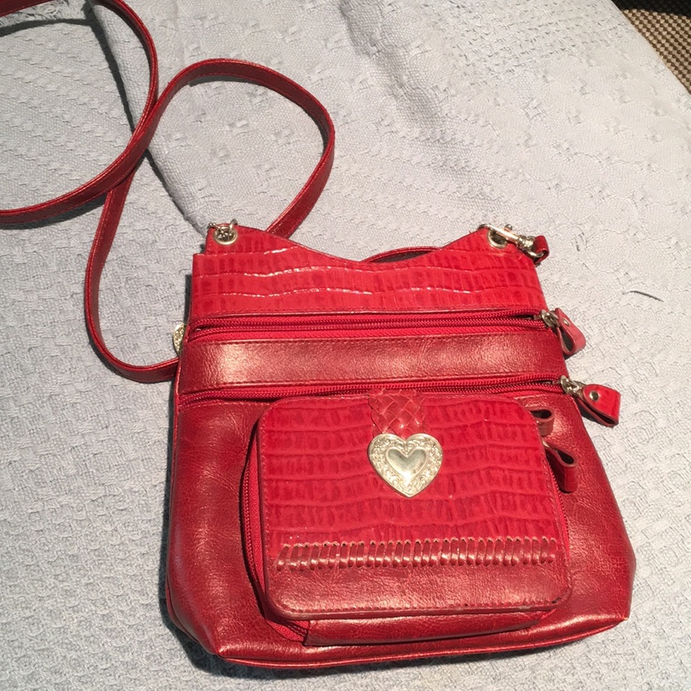 RED PURSE with lots of pockets!
